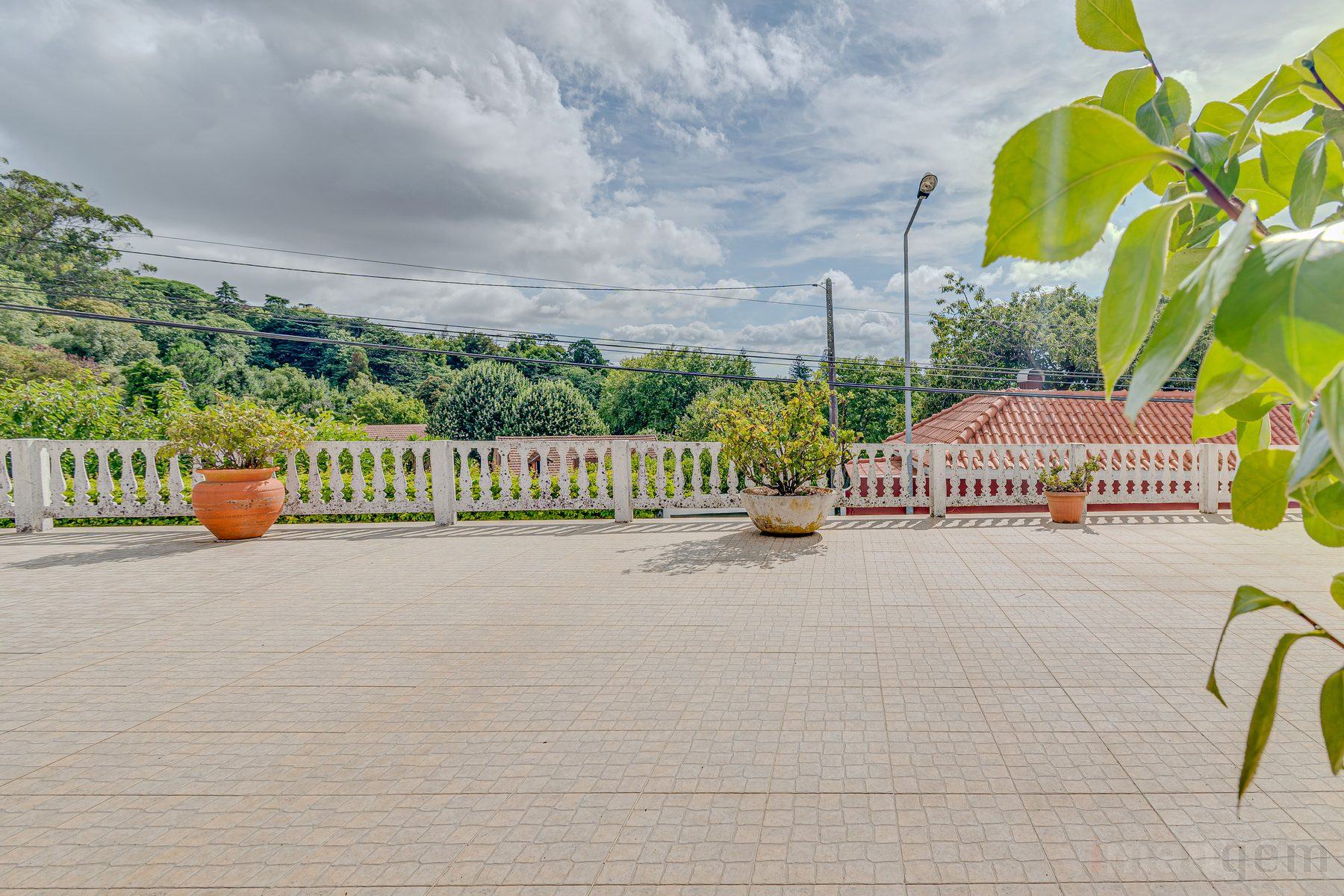 Fotografia imobiliária — terraço com vista